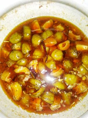 কাঁচা আমের টক ঝাল মিষ্টি আচার
